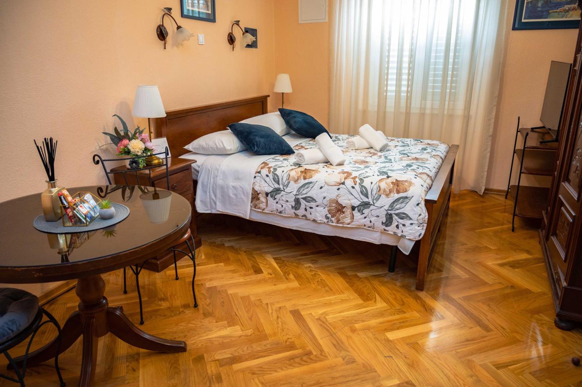 Amoret Apartments Дубровник Екстериор снимка