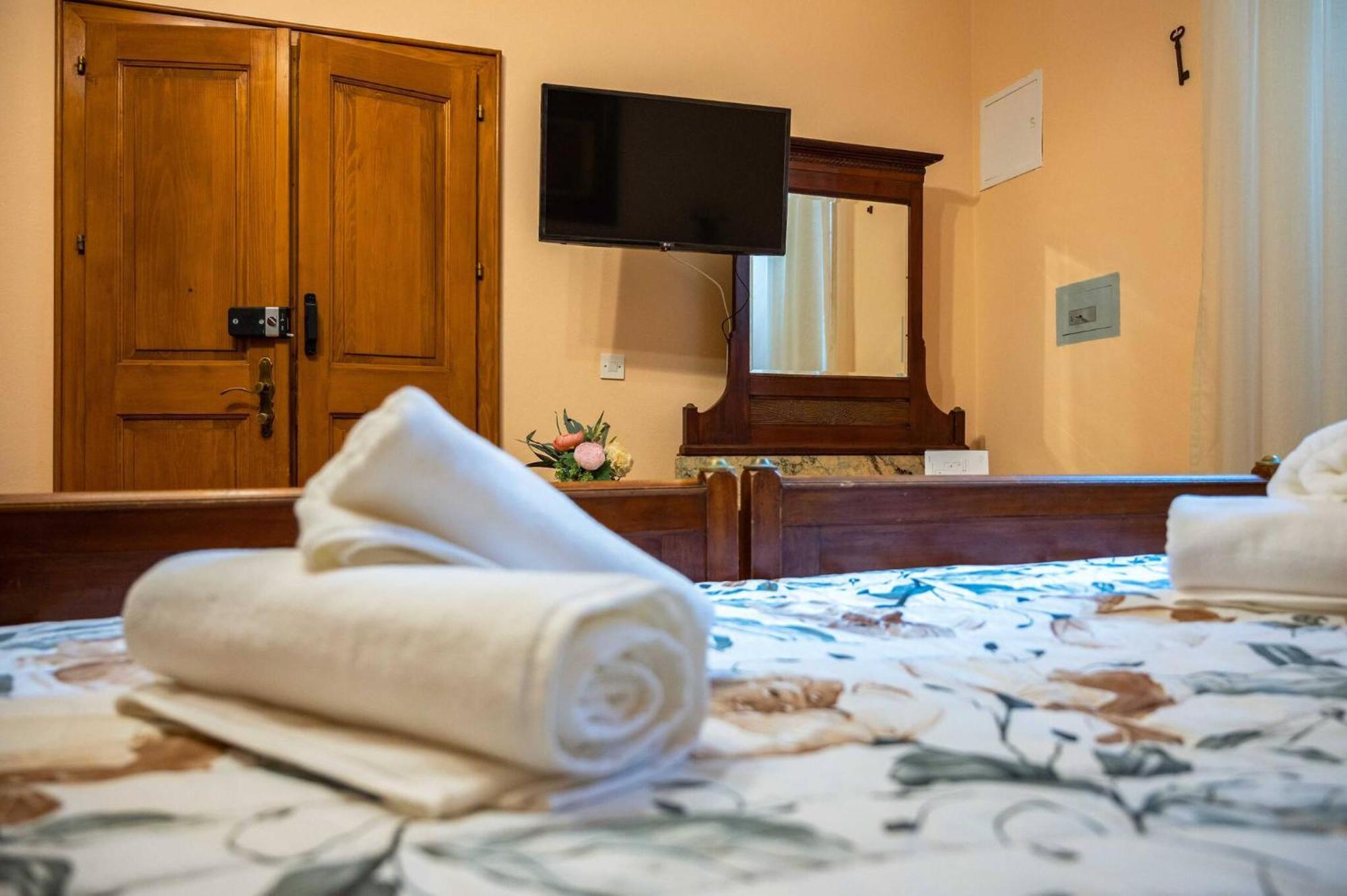 Amoret Apartments Дубровник Екстериор снимка