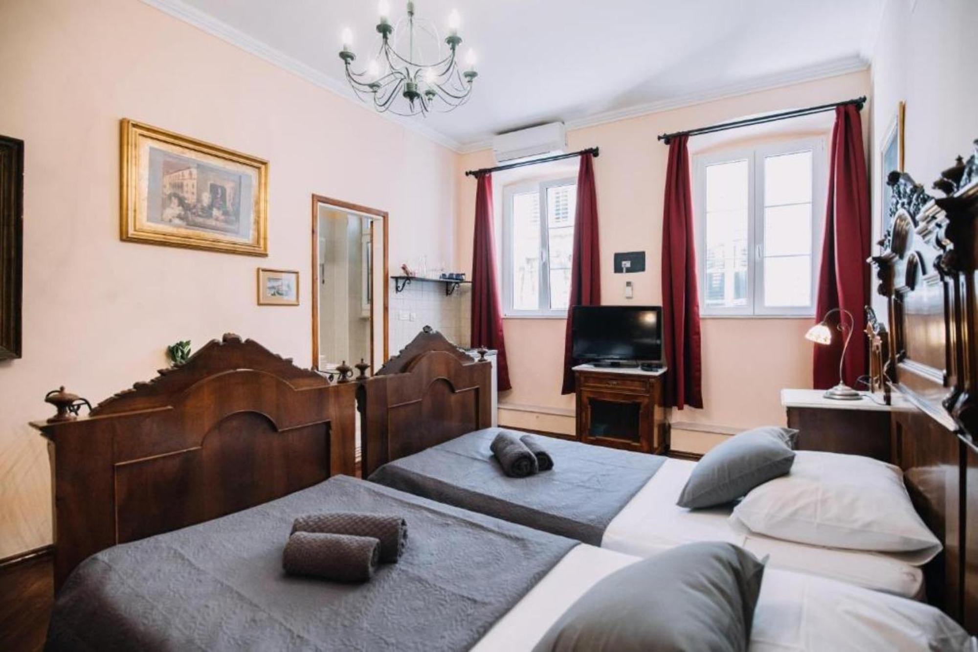 Amoret Apartments Дубровник Екстериор снимка